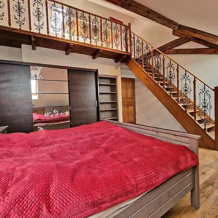 Cozy Private Flat In Center Apartman